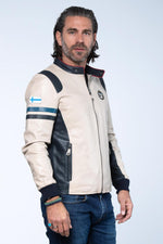 Ari Vatanen's 1988 Pikes Peak legacy in ecru sheepskin. Timeless racing spirit. - Image n°7