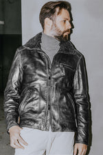 Aged black sheepskin aviator jacket with removable collar. - Image n°6