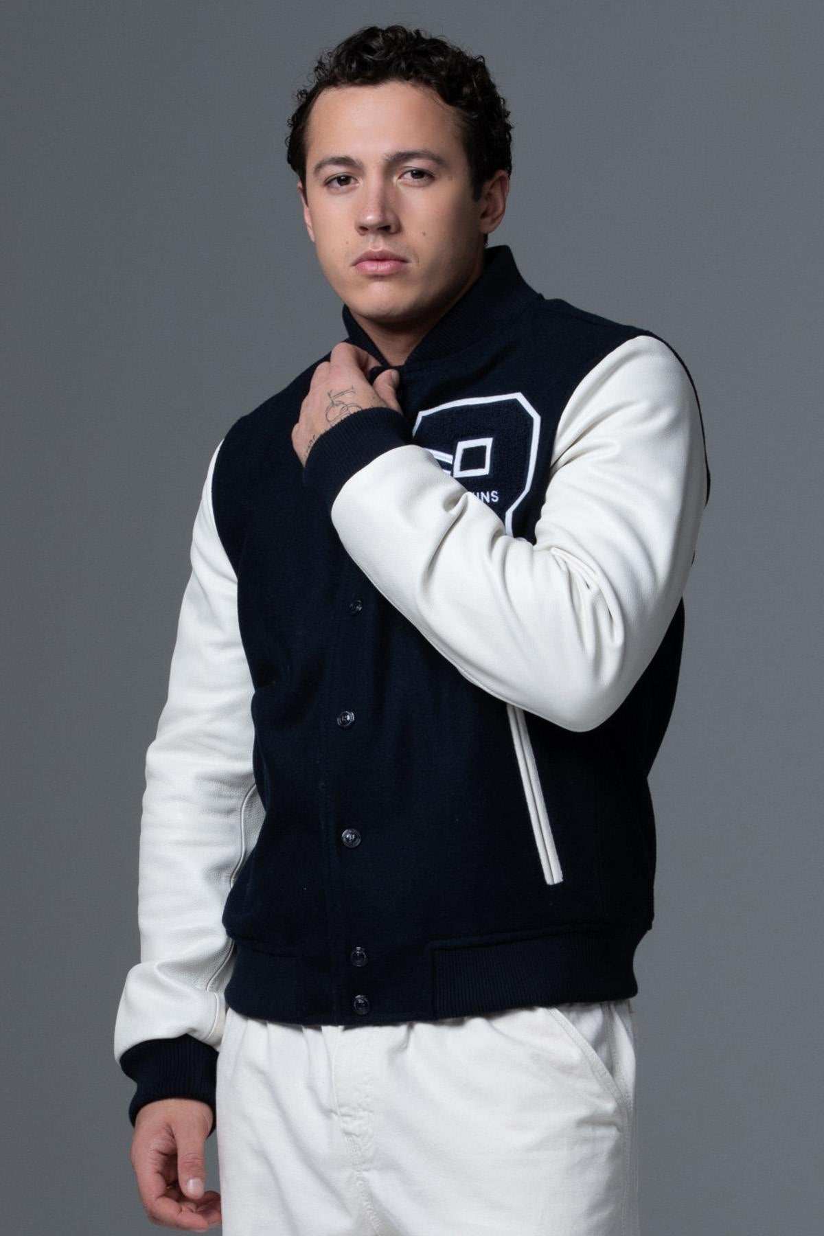 Redskins' Ford Hatch: navy leather and white nylon for urban style. - Image n°6
