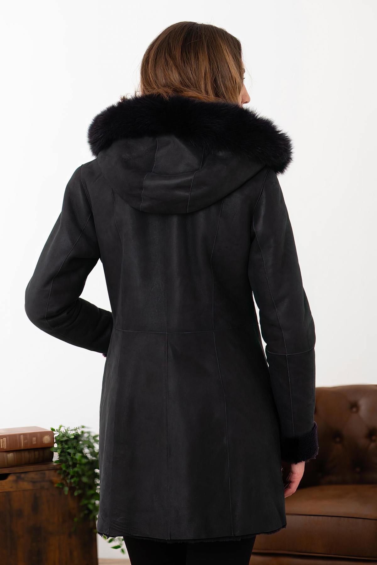 Three-quarter navy lambskin jacket, silky nappa finish, tailored fit. - Image n°5