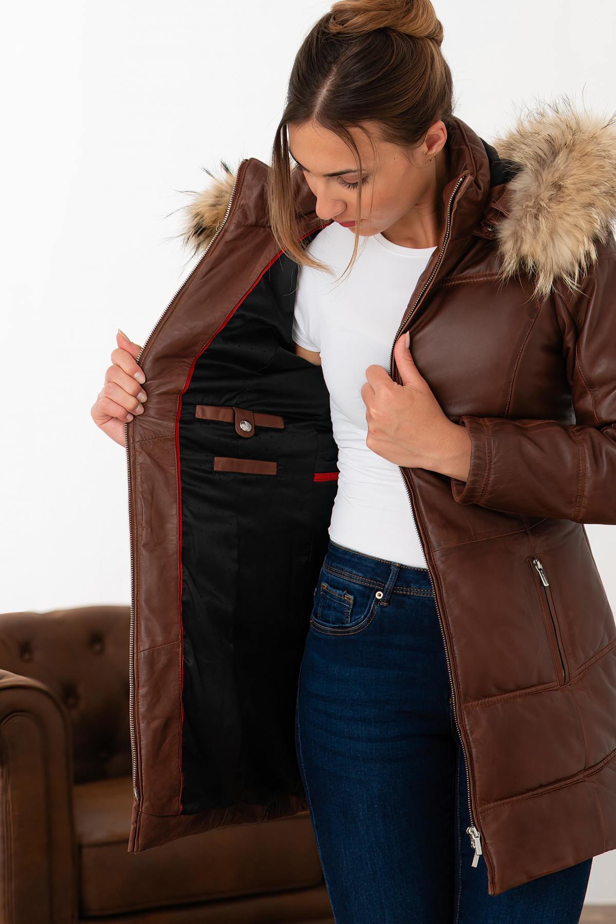 Cognac lambskin jacket, quilted and warm. Detachable fur hood. - Image n°7