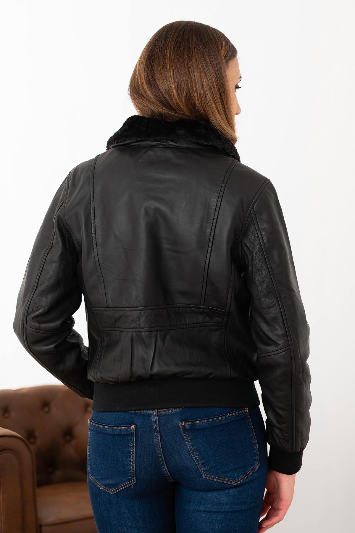 Schott NYC's lambskin aviator jacket with removable vegan fur collar. - Image n°4