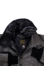 Aged leather aviator jacket with fur collar - Image n°9