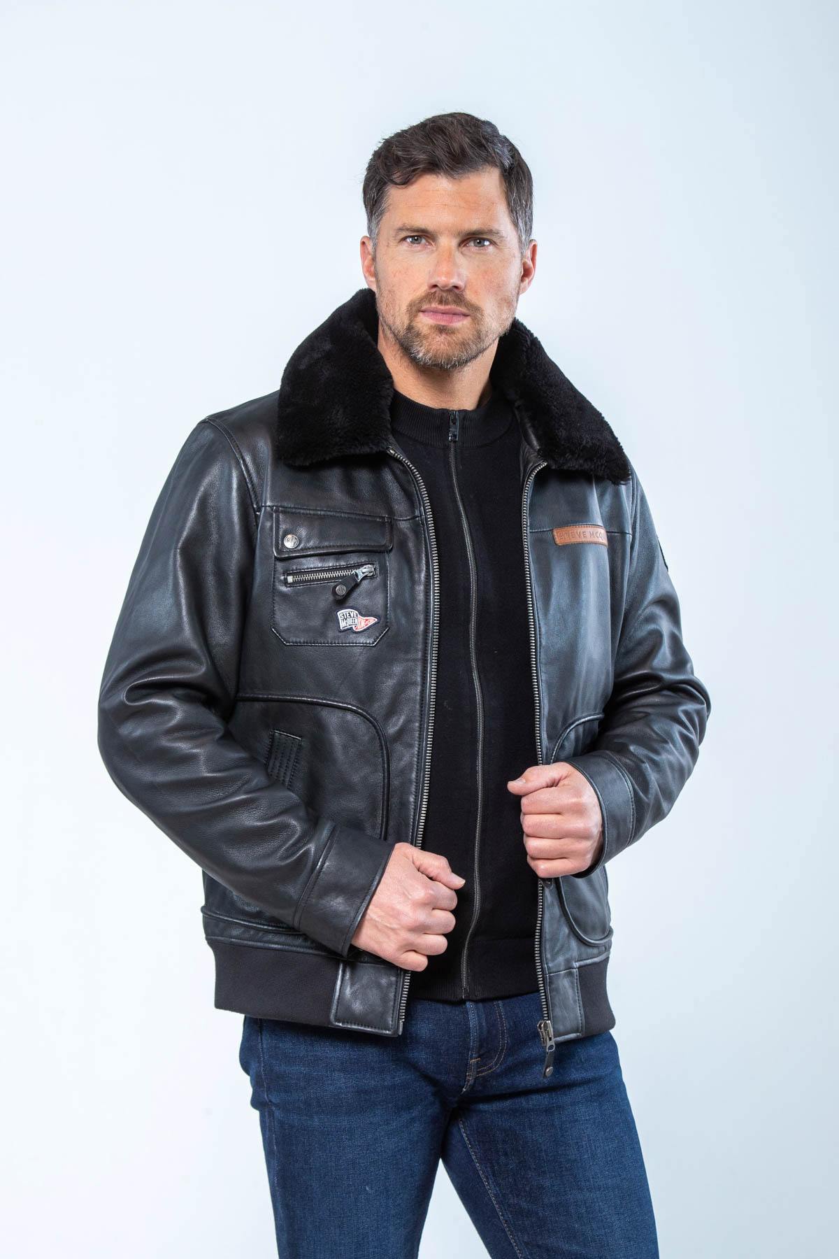 Steve McQueen black leather jacket with fur collar - Image n°7