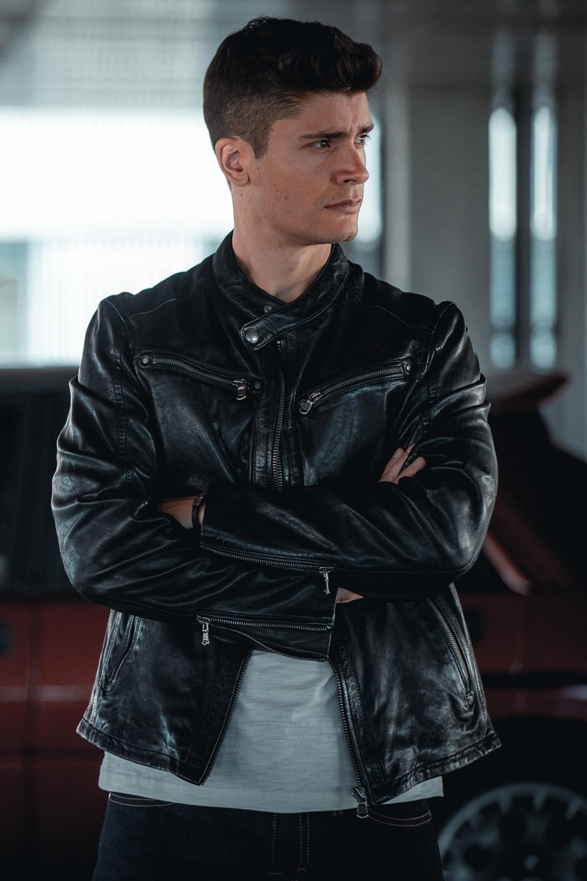 Daytona black lambskin jacket. Vegetable-tanned, moto collar. - Image n°4