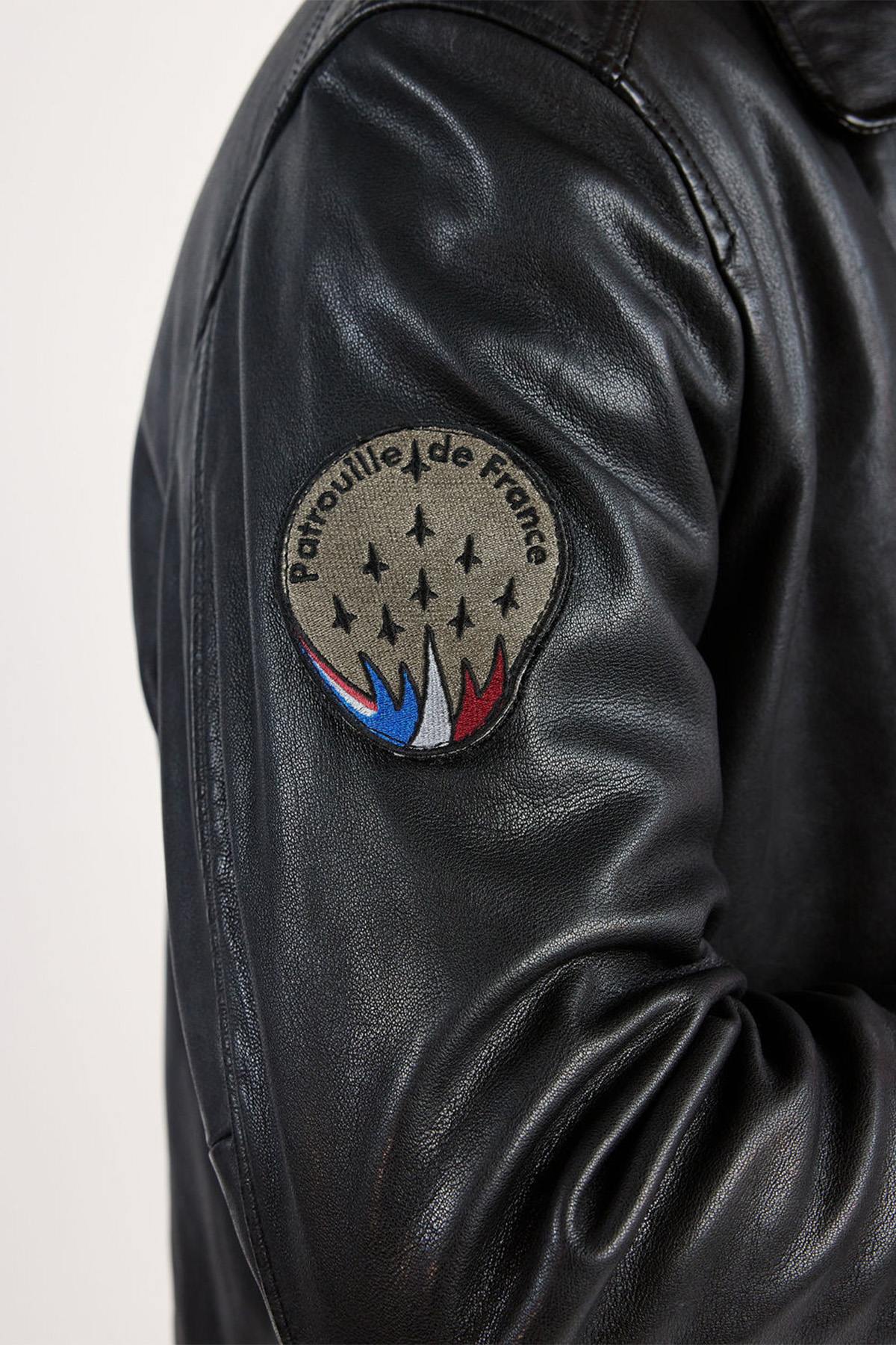 Redskins' sheepskin aviator jacket, inspired by classic pilot styles. - Image n°6