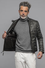 Reversible lambskin jacket: biker style or quilted warmth in one. - Image n°2
