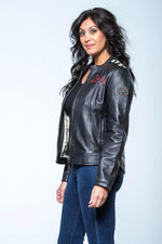 Le Mans-licensed black lambskin jacket, sporty and refined. - Image n°2