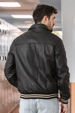 Black sheep leather jacket with ribbed cuffs and quilted lining. - Image n°2