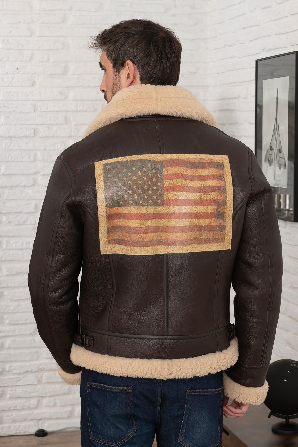 Redskins' aged brown and beige sheepskin bomber, double-lined. - Image n°1