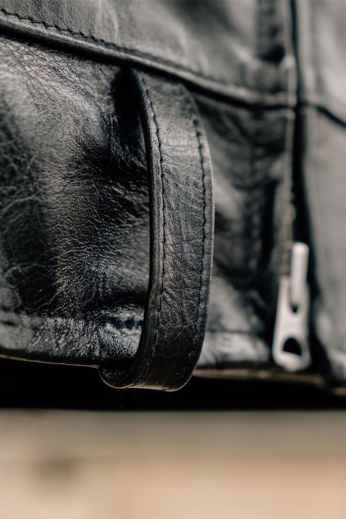 Perfecto® jacket in Shinki horsehide vegetable tanned in Japan - Image n°8