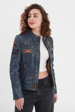 A short sheep leather jacket in blue, ideal for sporty-casual style. - Image n°8