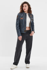 A short sheep leather jacket in blue, ideal for sporty-casual style. - Image n°5