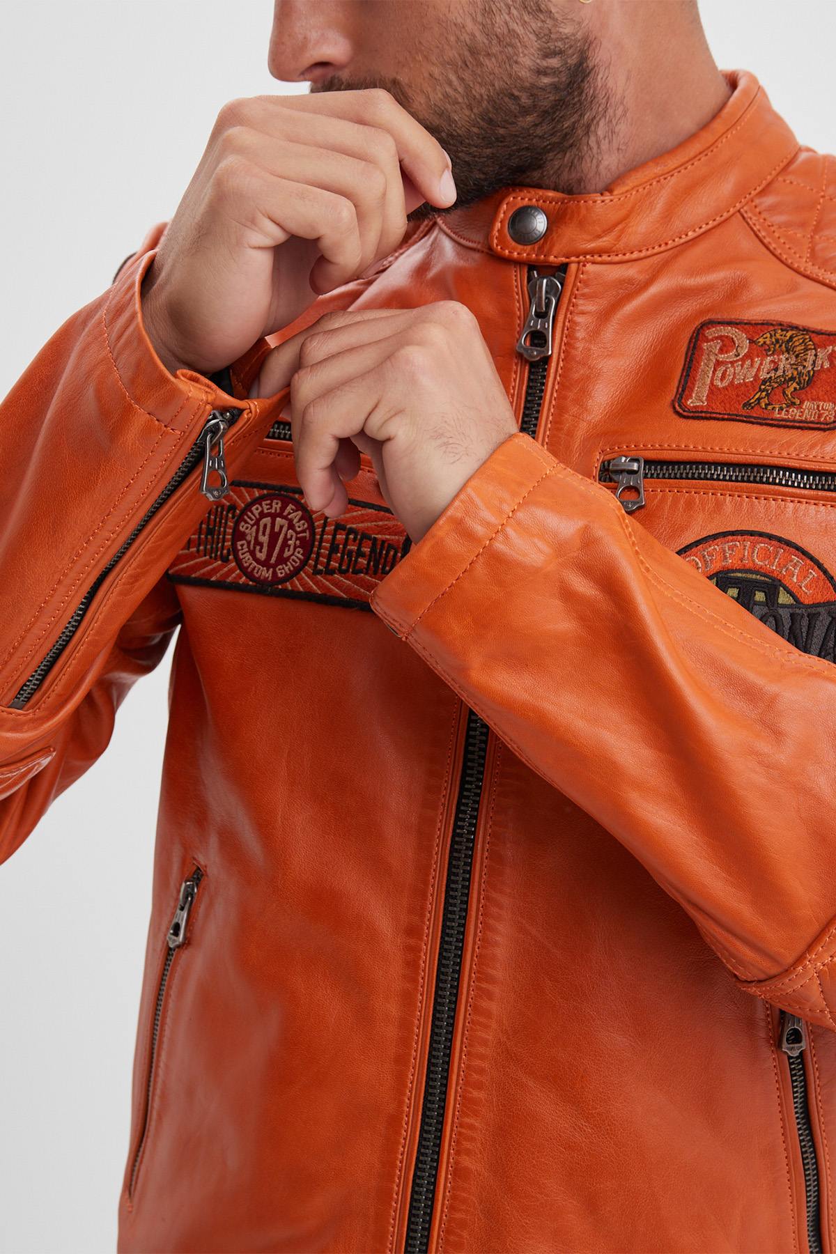 Orange racing leather jacket with vintage patches - Image n°11