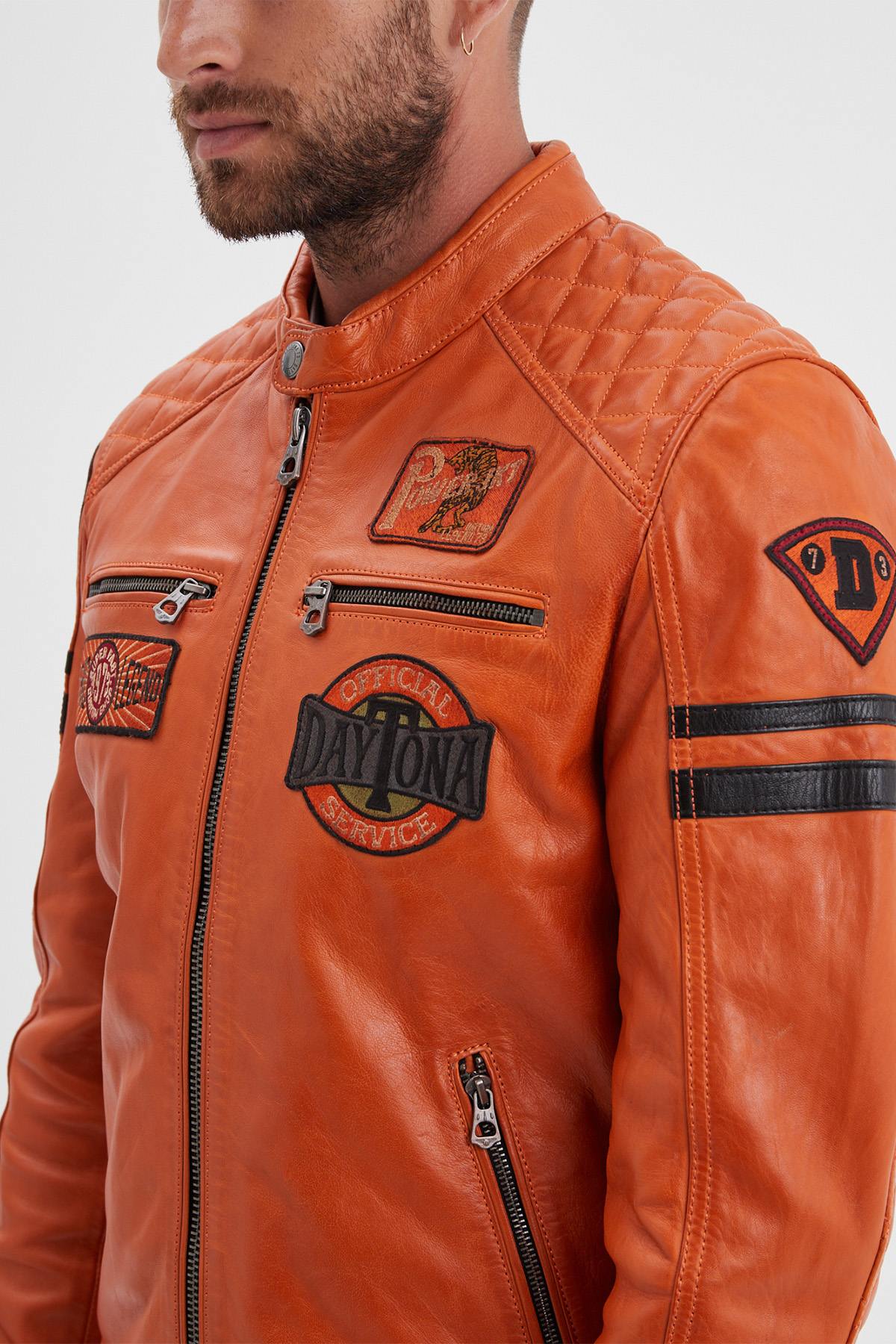 Orange racing leather jacket with vintage patches - Image n°12