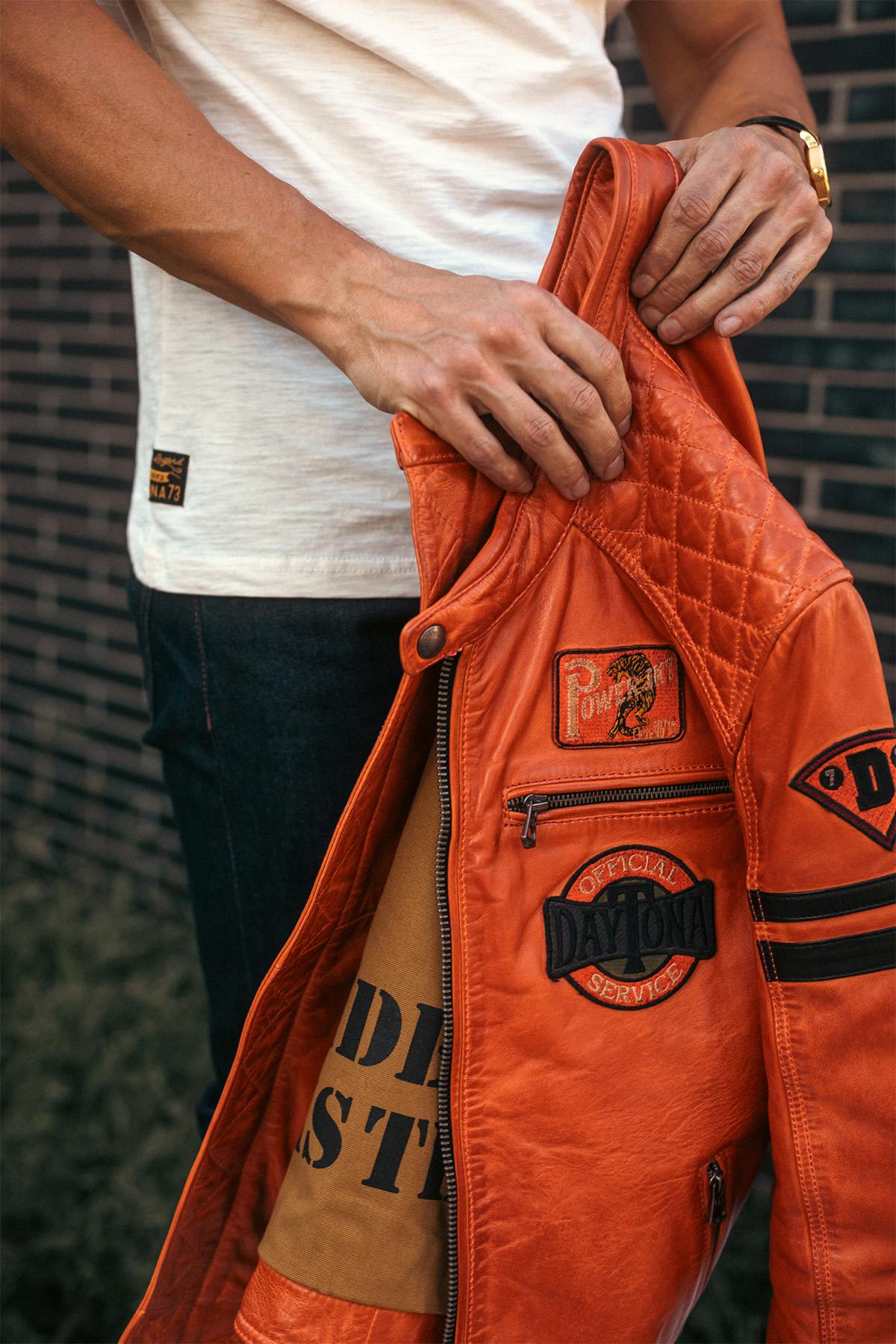 Orange racing leather jacket with vintage patches - Image n°8