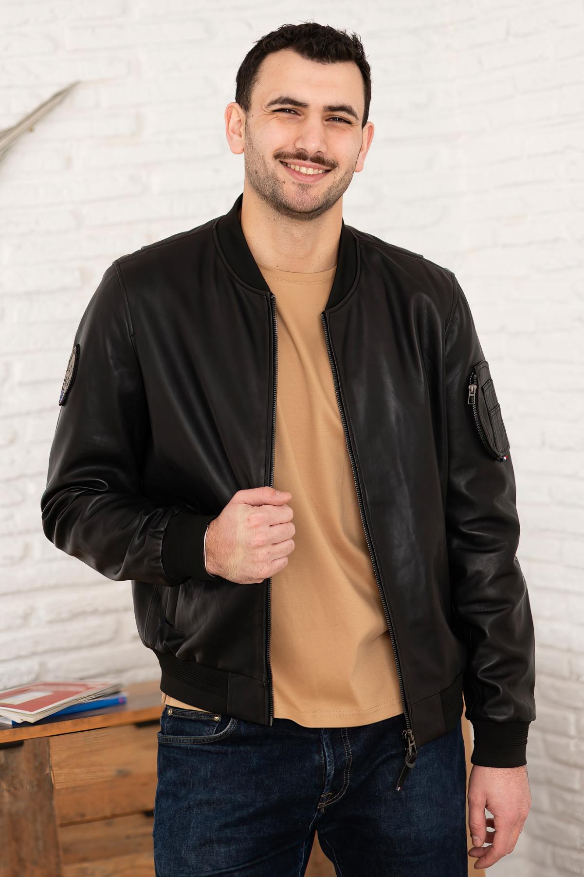 Soft lambskin jacket by Redskins. Aviator style with a teddy collar. - Image n°4