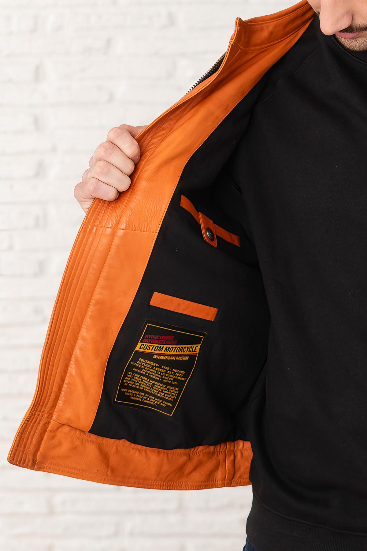 Burnt orange lambskin jacket, vegetable-tanned for a racing edge. - Image n°6