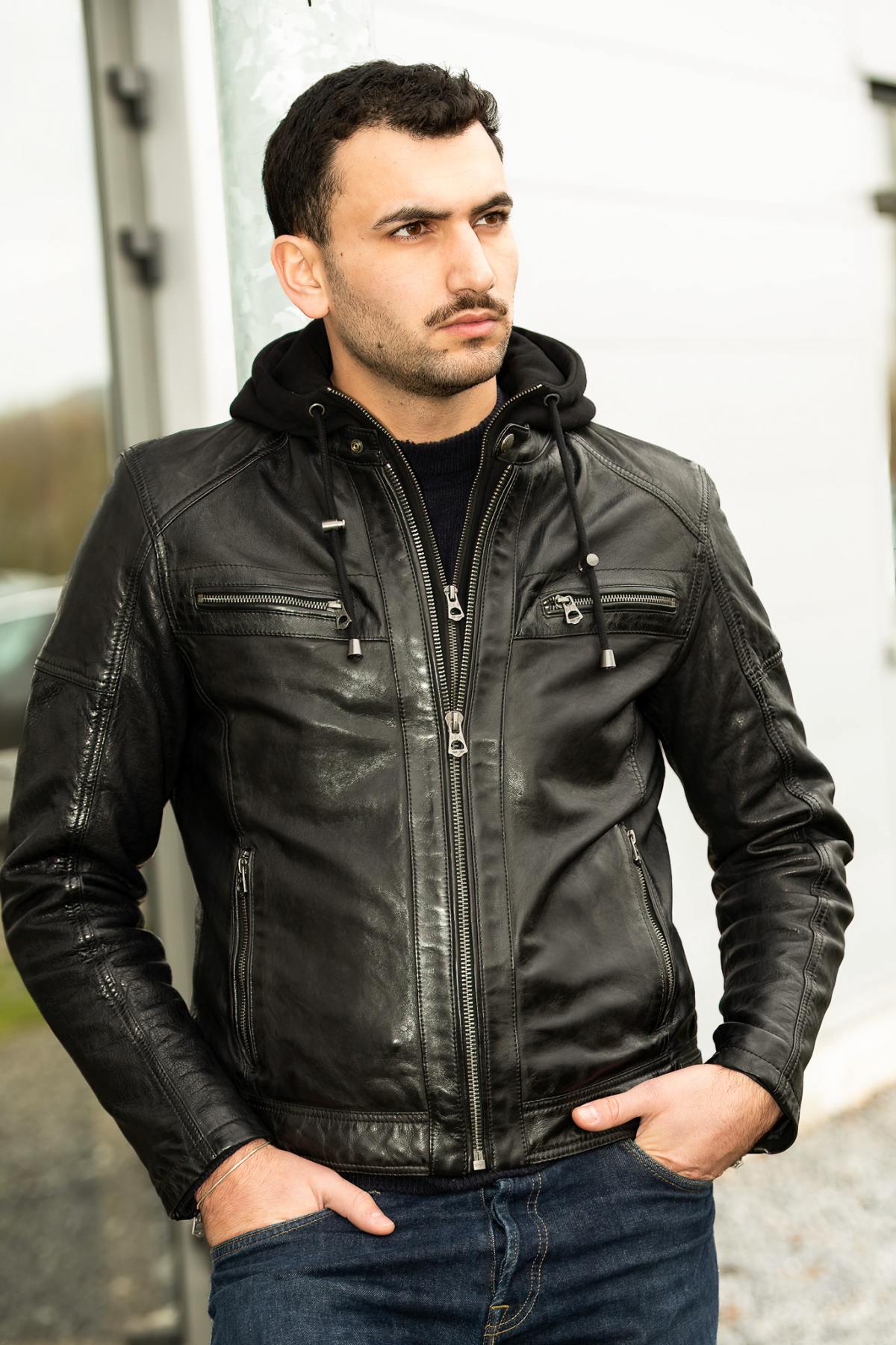 Slimfit lambskin jacket in glossy black. Moto collar, detachable hood. - Image n°2