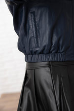 Navy blue leather jacket with shirt collar and fitted waist - Image n°7