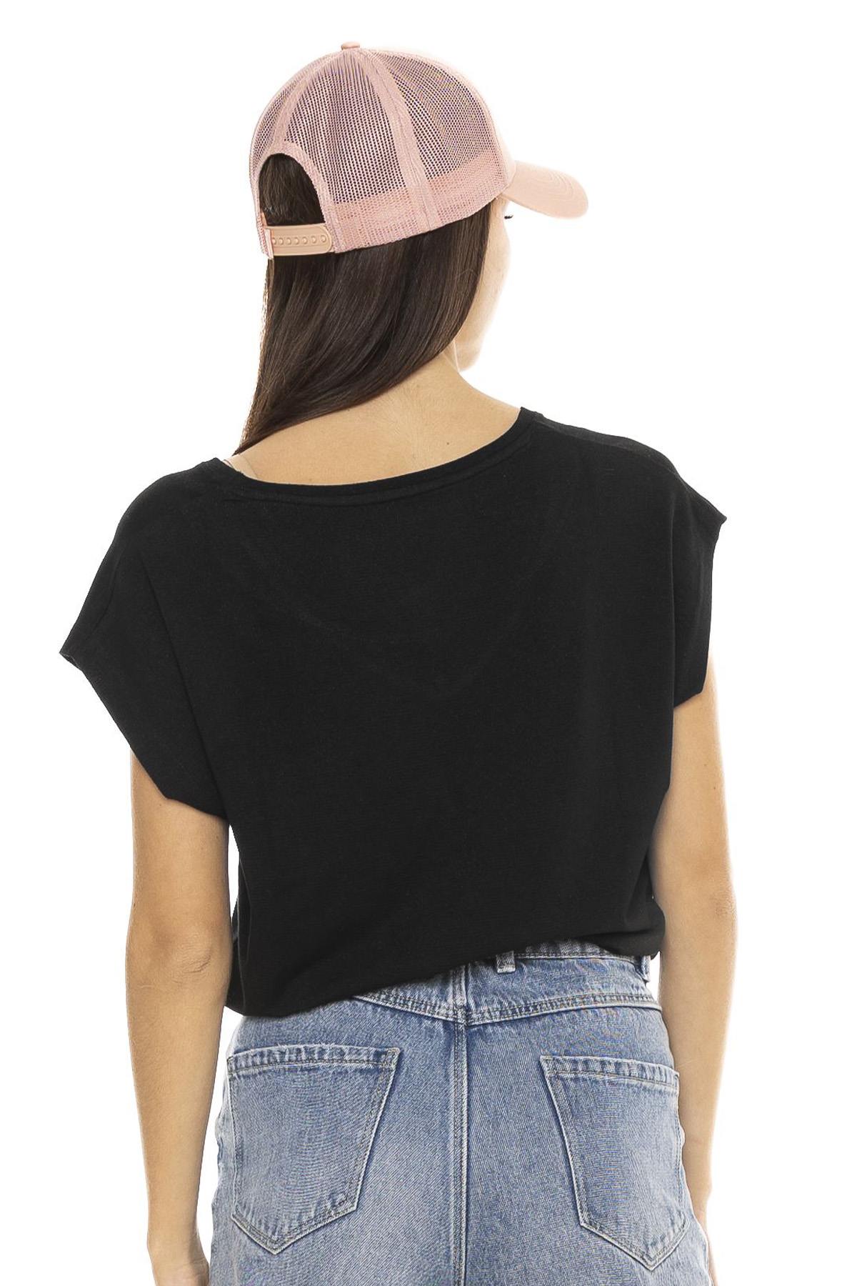 Black t-shirt with pink eagle illustration - Image n°3