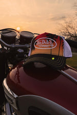 Trucker cap with white embroidered logo on summer print pattern - Image n°1