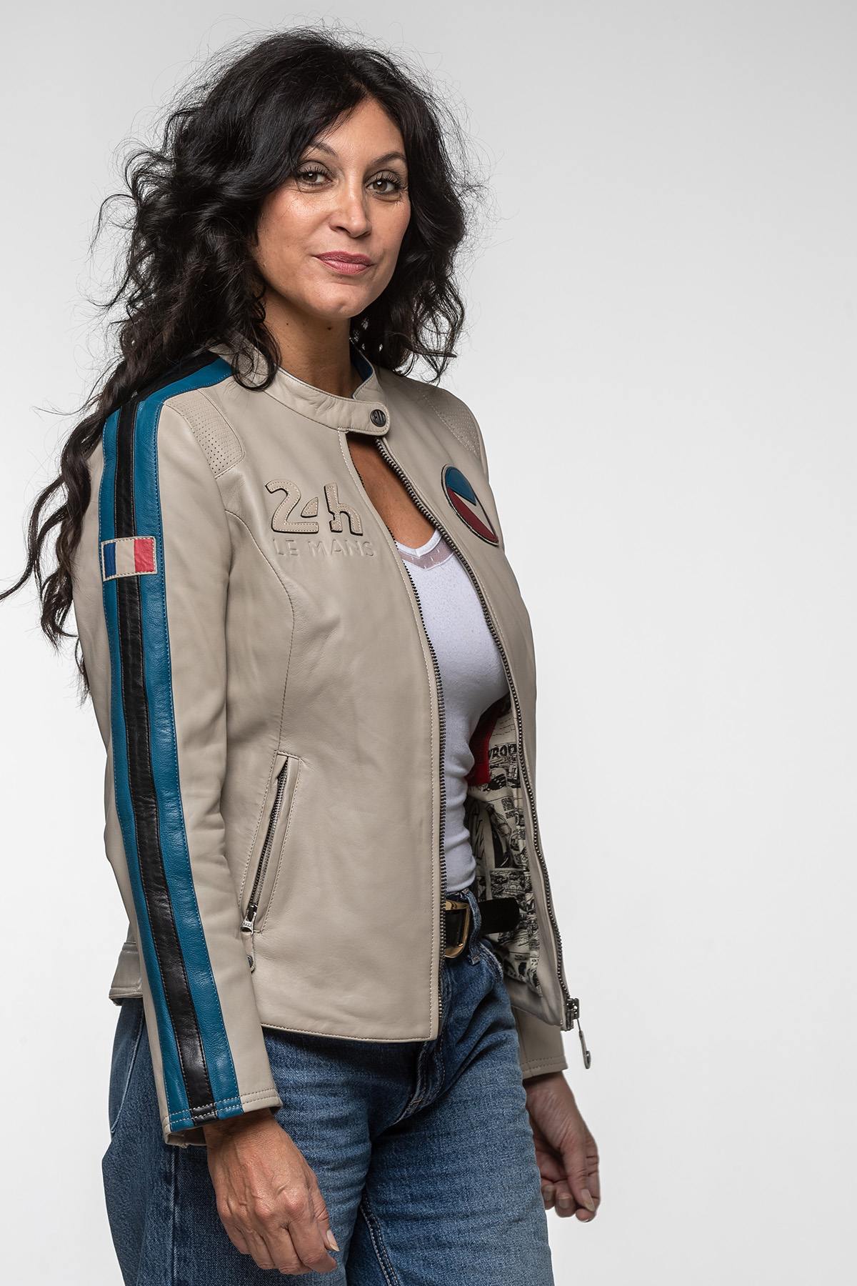 Lambskin jacket in ecru, blending sporty cuts with timeless elegance. - Image n°5