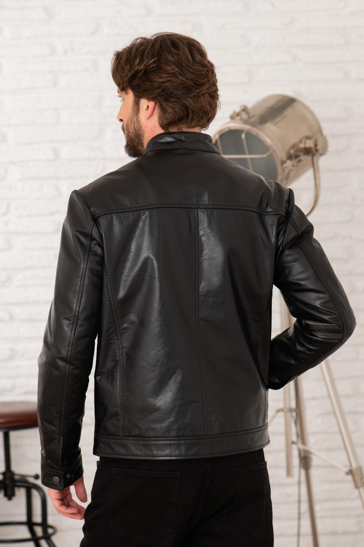 Black smooth leather jacket with minimalist biker collar - Image n°2