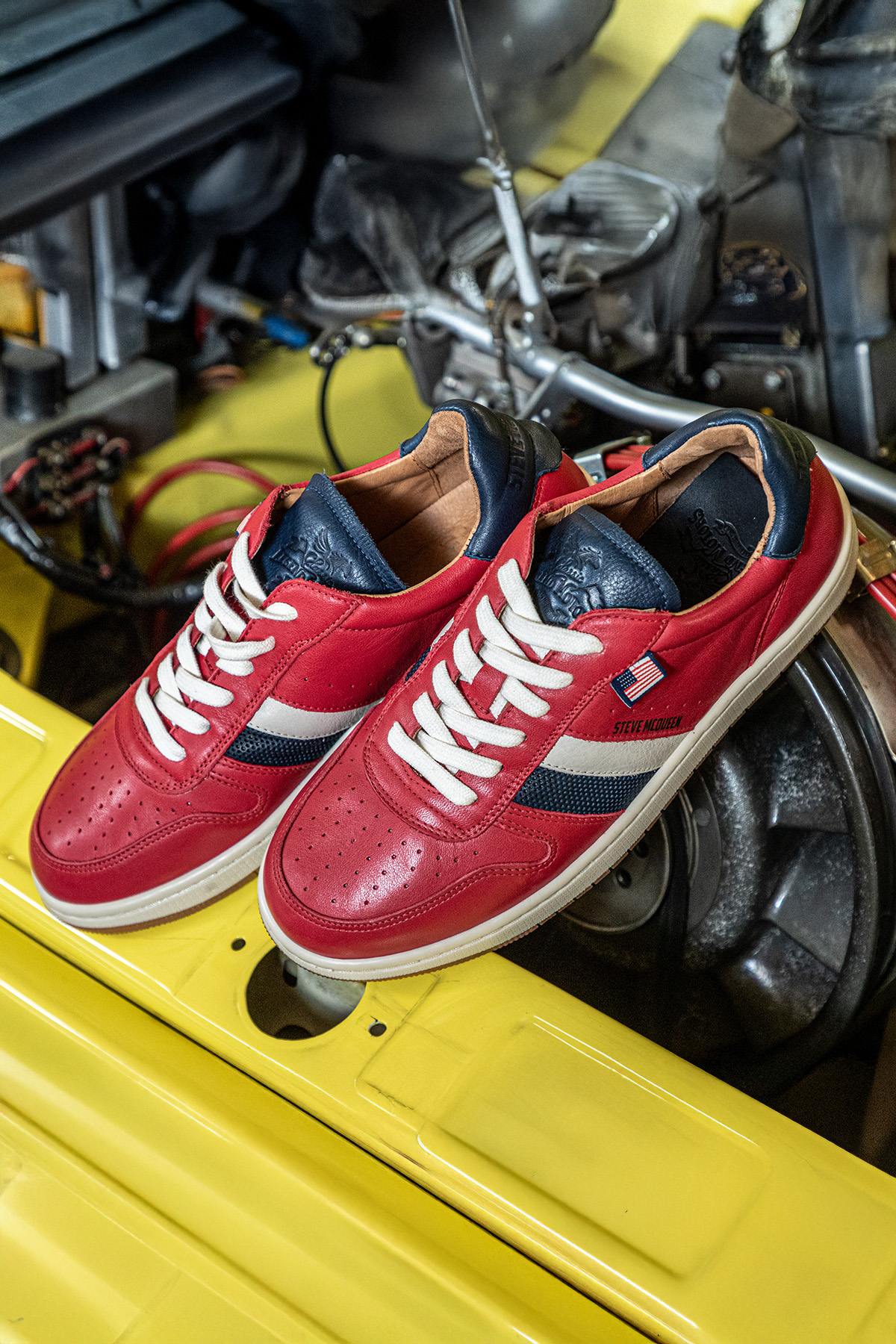 Racing red Steve McQueen leather sneakers - Image n°1