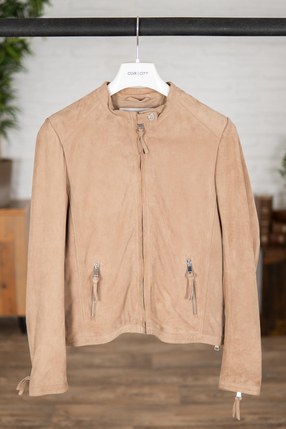 Women's suede leather jacket - Image n°1