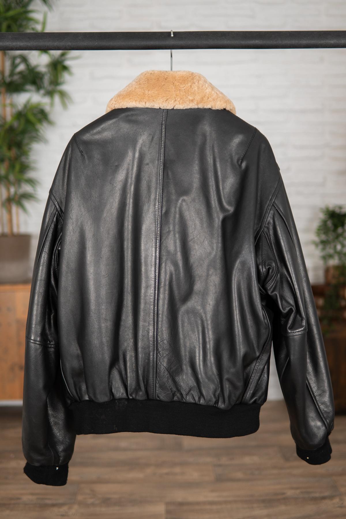 Aviator Black cowhide leather - Image n°2