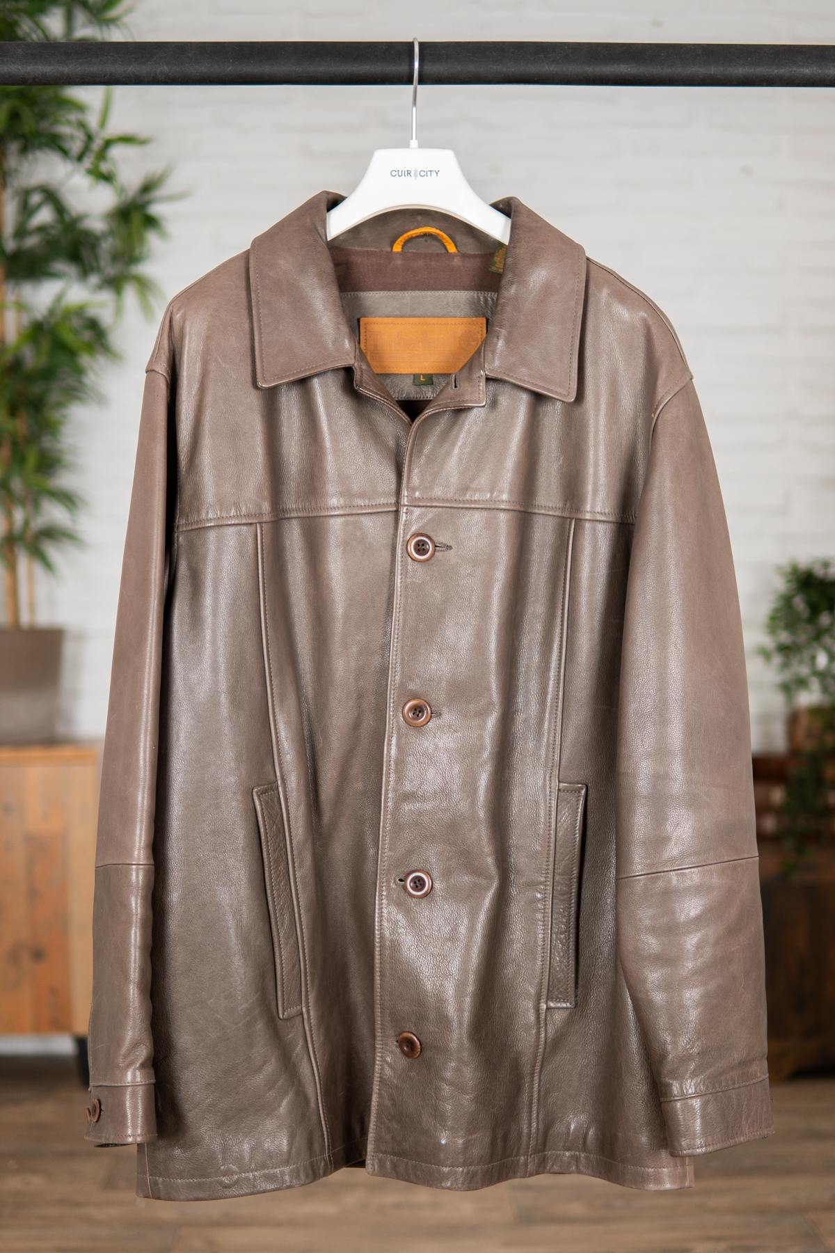 Thick chestnut-colored cowhide coat - Image n°1