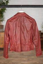 Red Biker Jacket for Women in lambskin - Image n°2