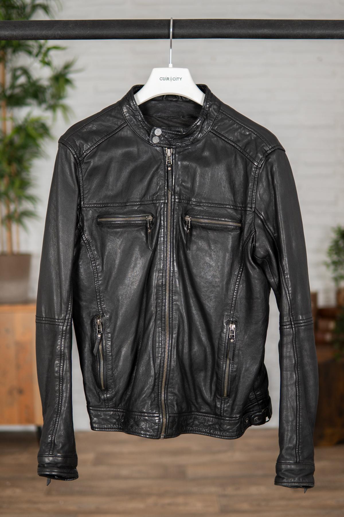 Skinny fit leather jacket for Men - Image n°1