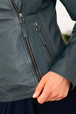 Blue leather biker jacket with floral cotton lining - Image n°4