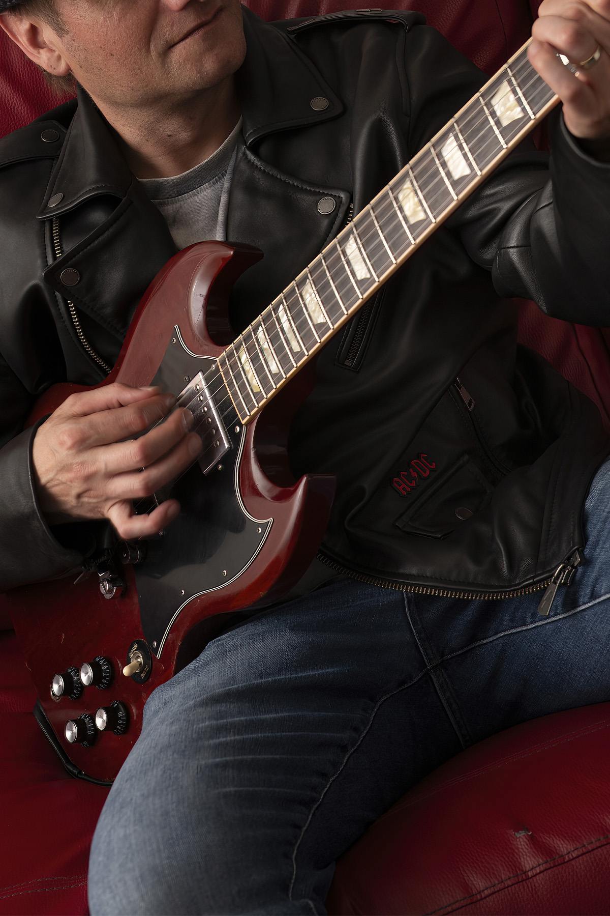 Leather biker jacket in tribute to the group AC/DC - Image n°17