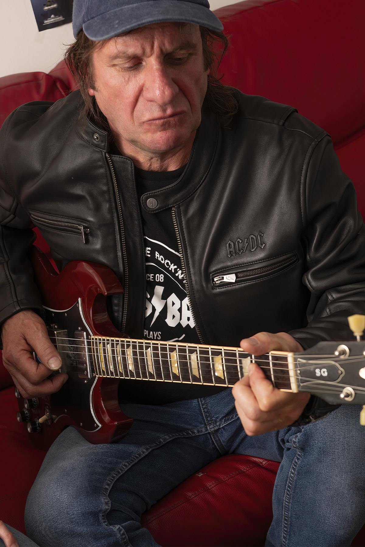 Sheep nappa jacket-AC/DC's *Back in Black* tribute, embossed logos. - Image n°12