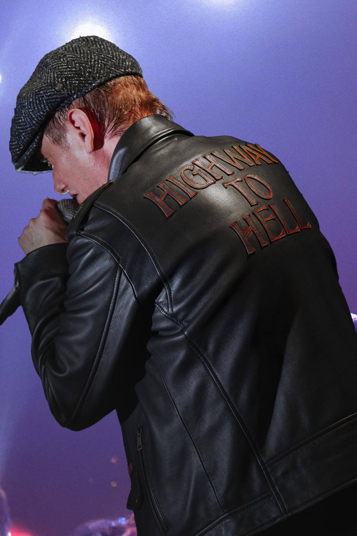Leather biker jacket in tribute to the group AC/DC - Image n°1