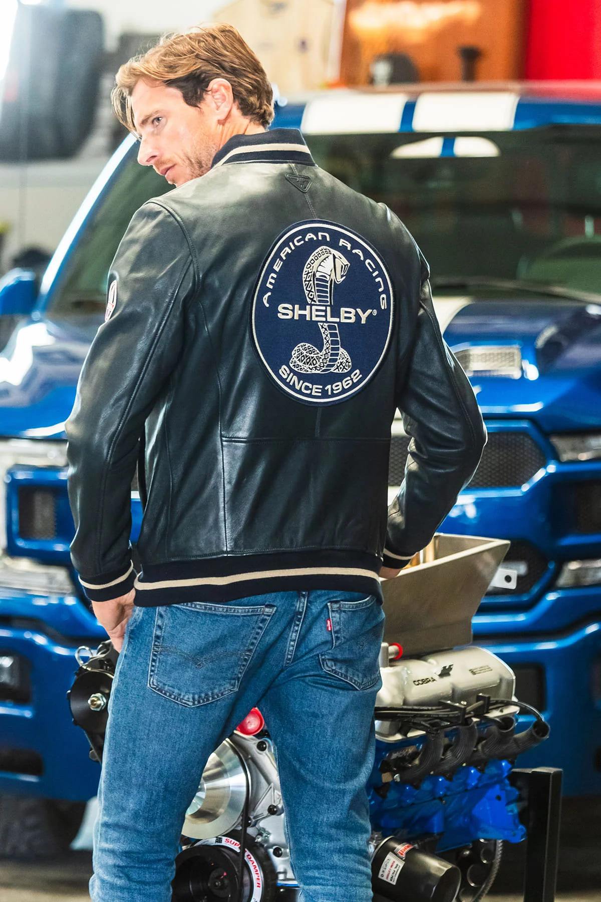 Navy blue leather jacket with Shelby logo on the back - Image n°6
