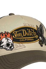 Tricolor trucker cap with eagle and skull patches - Image n°2
