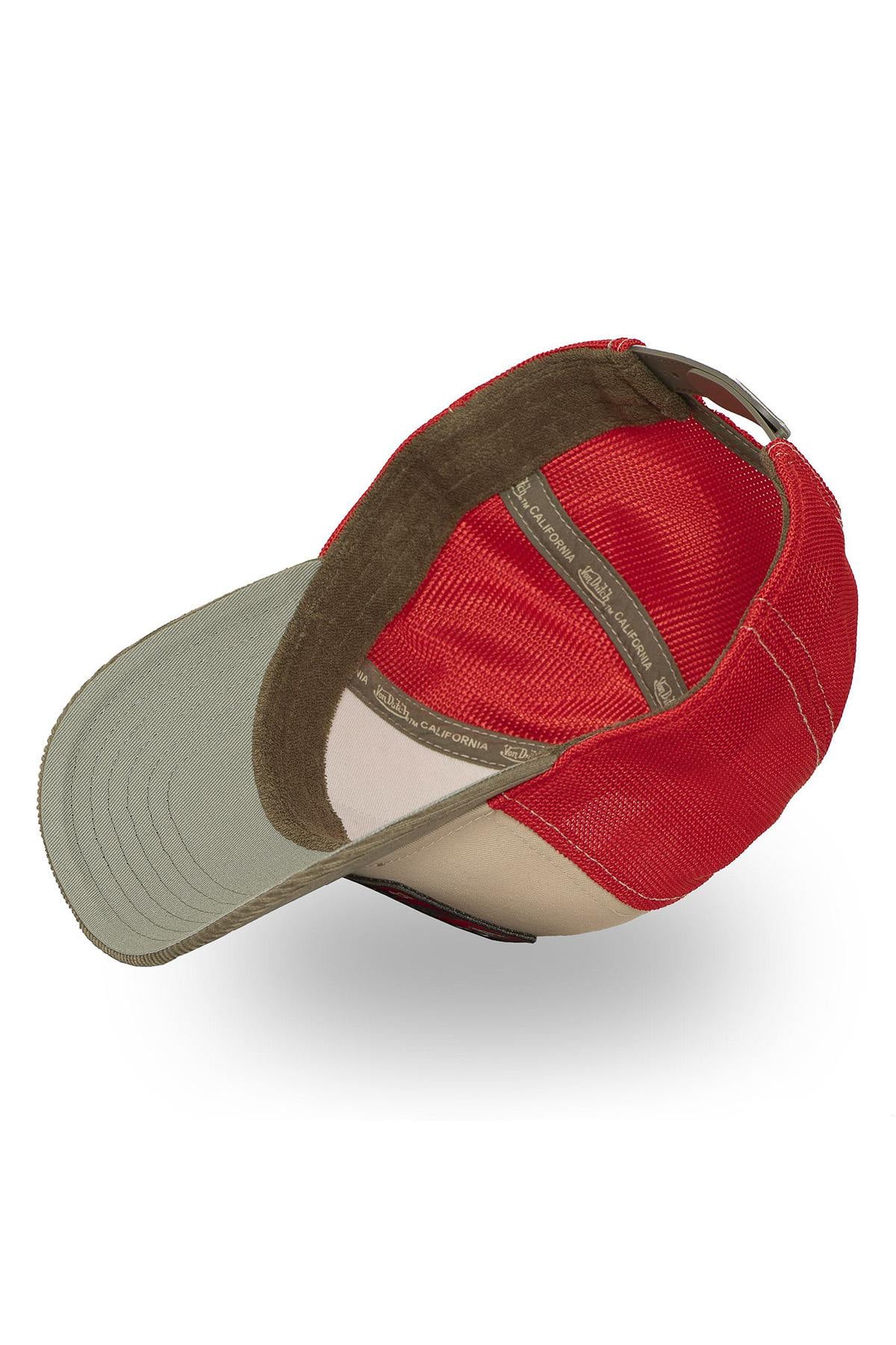 Red and white trucker cap with logo badge - Image n°5