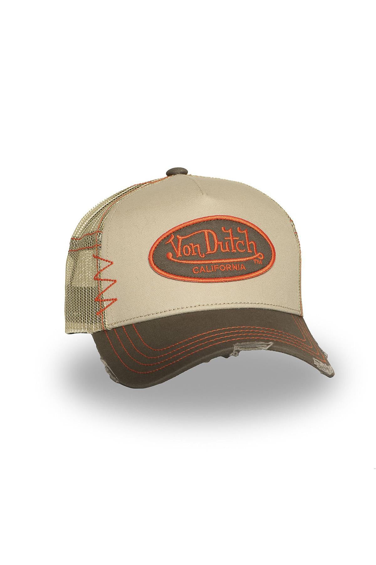 Distressed trucker cap with badge logo - Image n°3