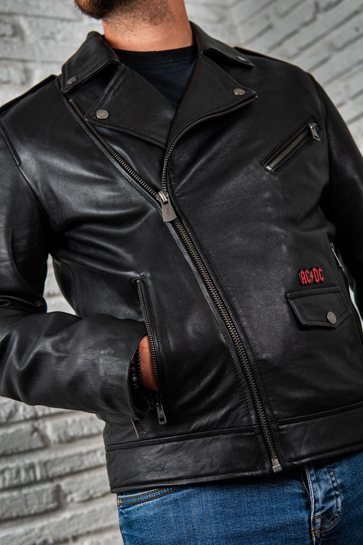Leather biker jacket in tribute to the group AC/DC - Image n°20
