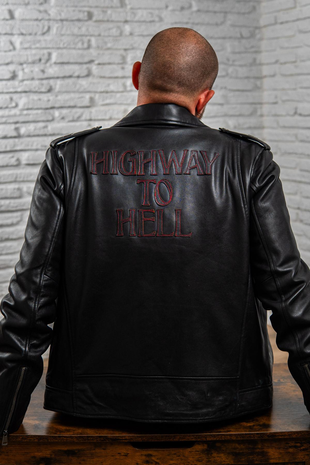 Leather biker jacket in tribute to the group AC/DC - Image n°1