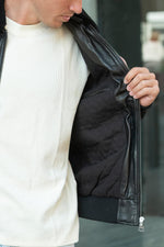 High-quality black leather aviator jacket for men - Image n°7