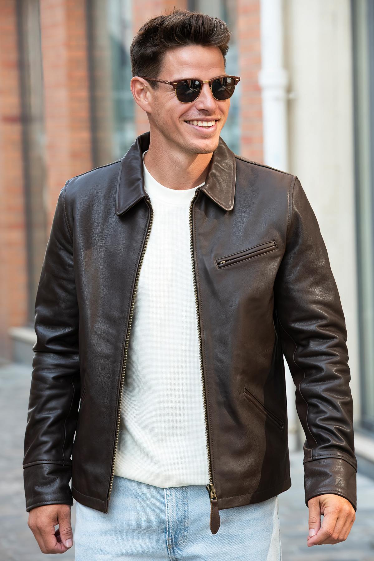 Dark brown cowhide Schott LC9521D with shirt collar and zip fastening. - Image n°5