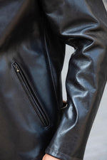 Iconic Schott NYC biker jacket in heavyweight cowhide, built to last. - Image n°6