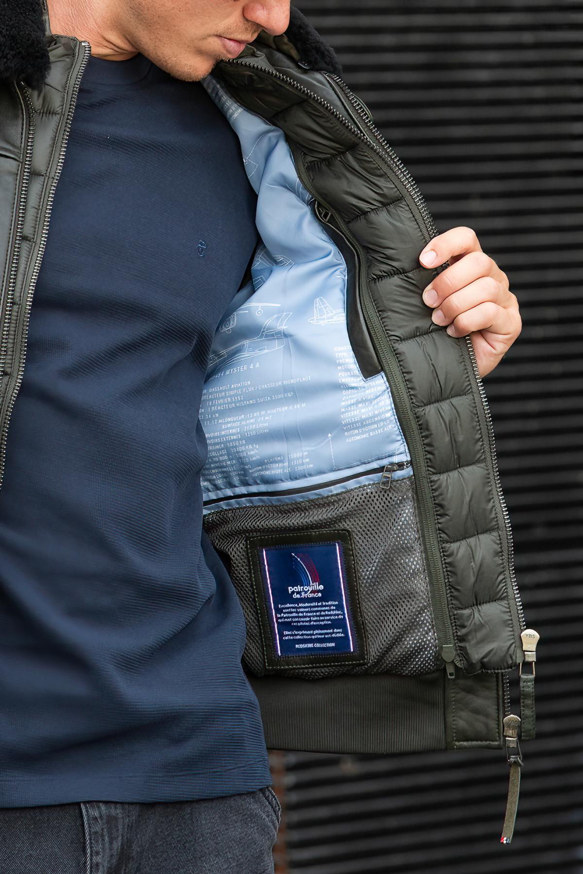 Khaki leather aviator jacket designed for the Patrouille de France - Image n°4