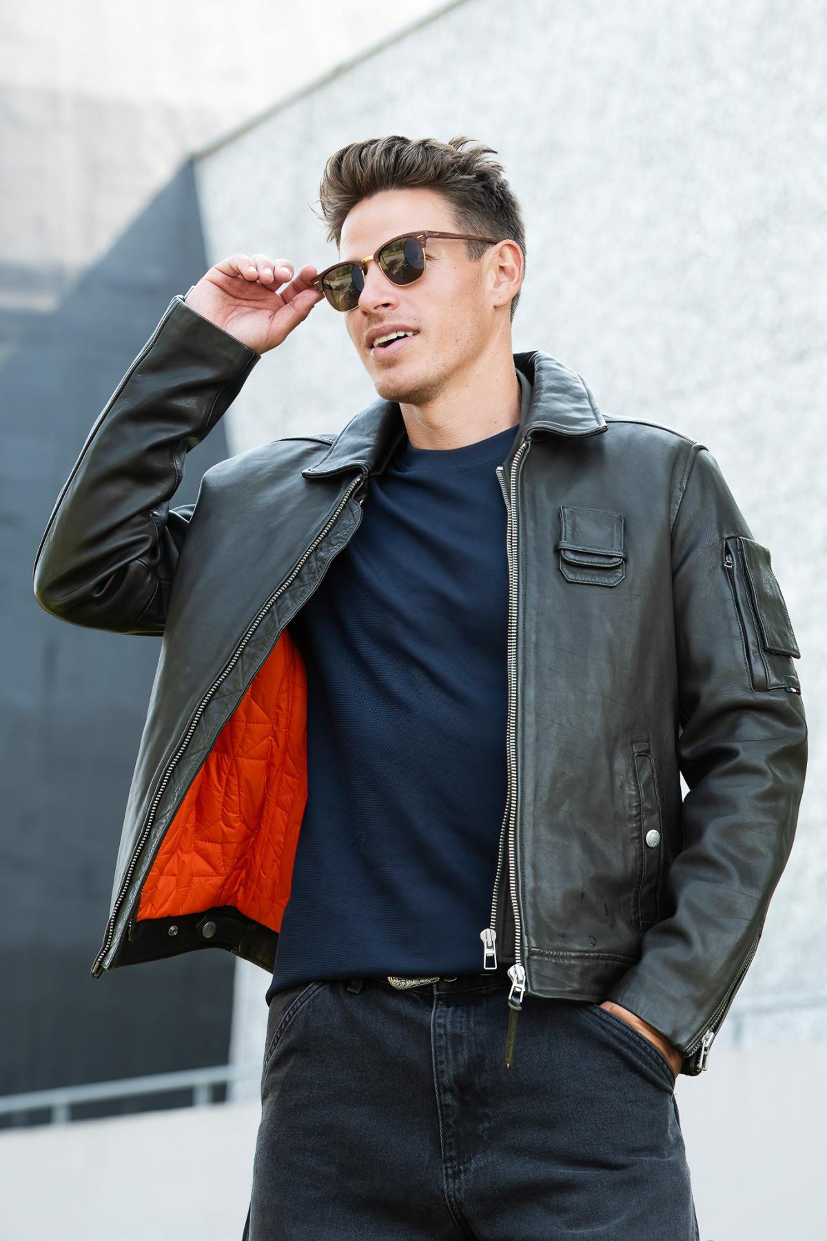 Khaki leather aviator jacket with shirt collar, Patrouille de France - Image n°1