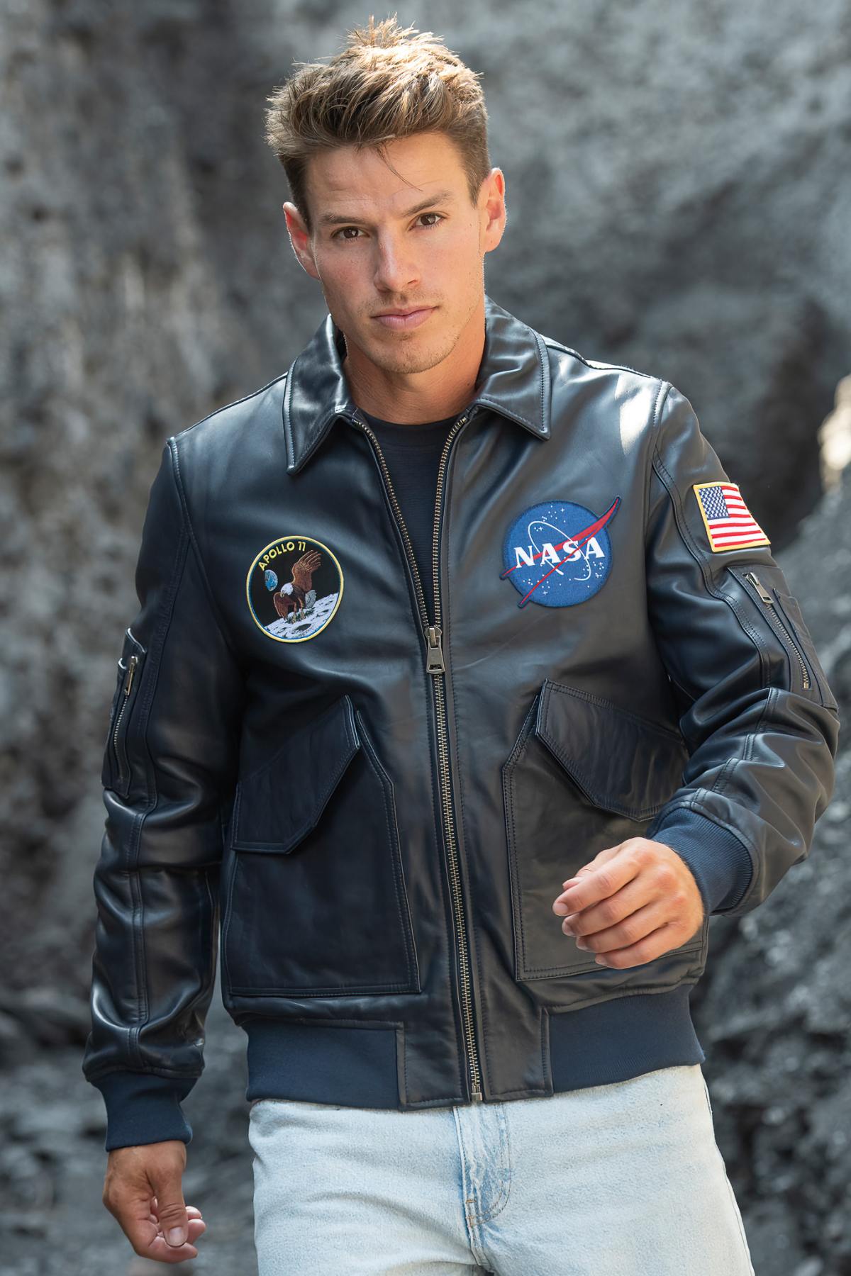 Officially licensed NASA navy blue shirt collar leather jacket - Image n°7